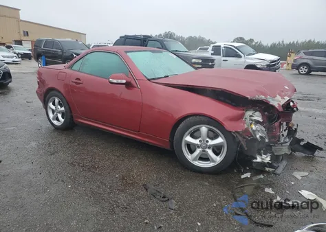 2002 Mercedes-Benz Slk 320 z USA, uszkodzony, nr VIN WDBKK65F62F237660